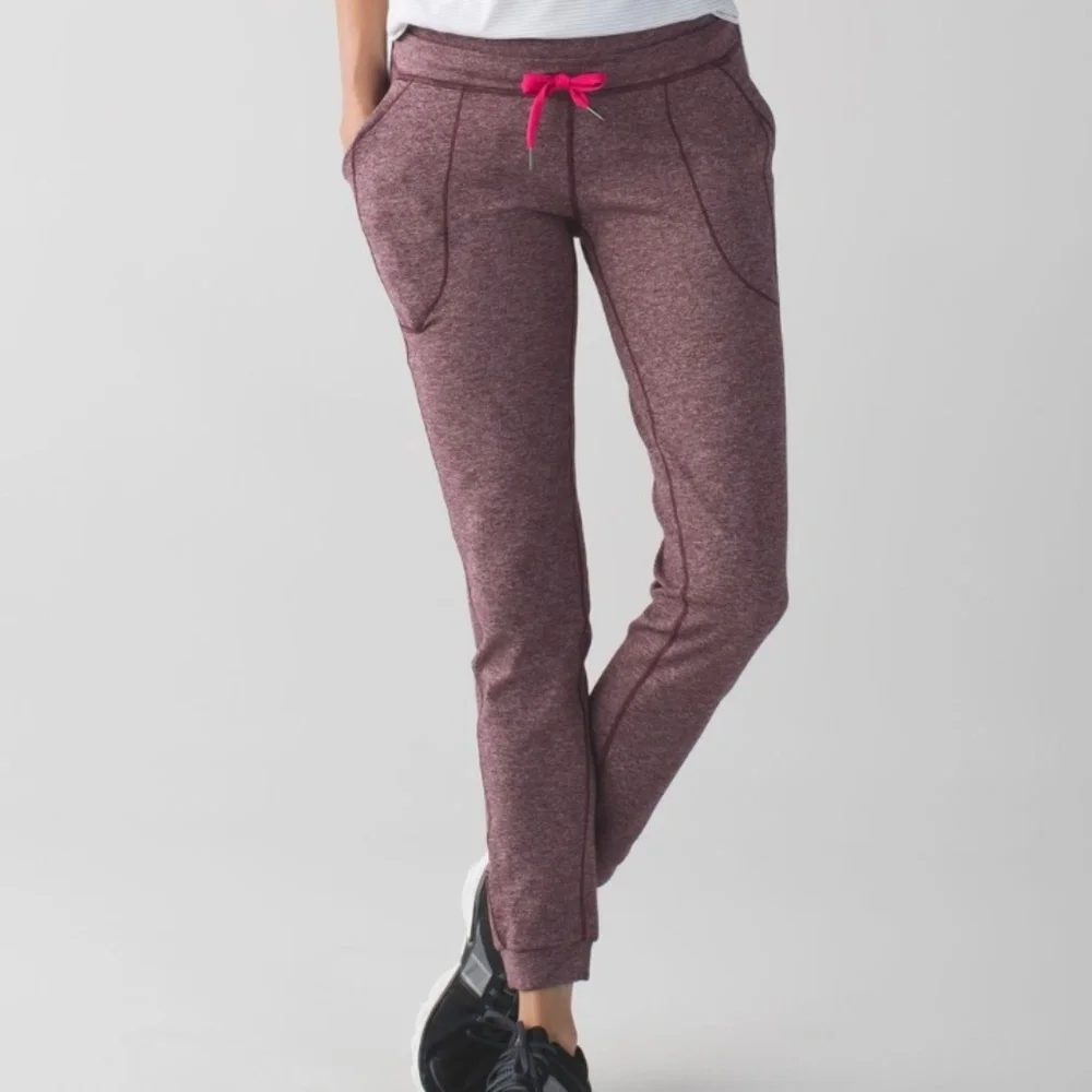 Lululemon Base Runner III Jogger Pants - Women's Size 10 - Pink - Picture 1 of 12